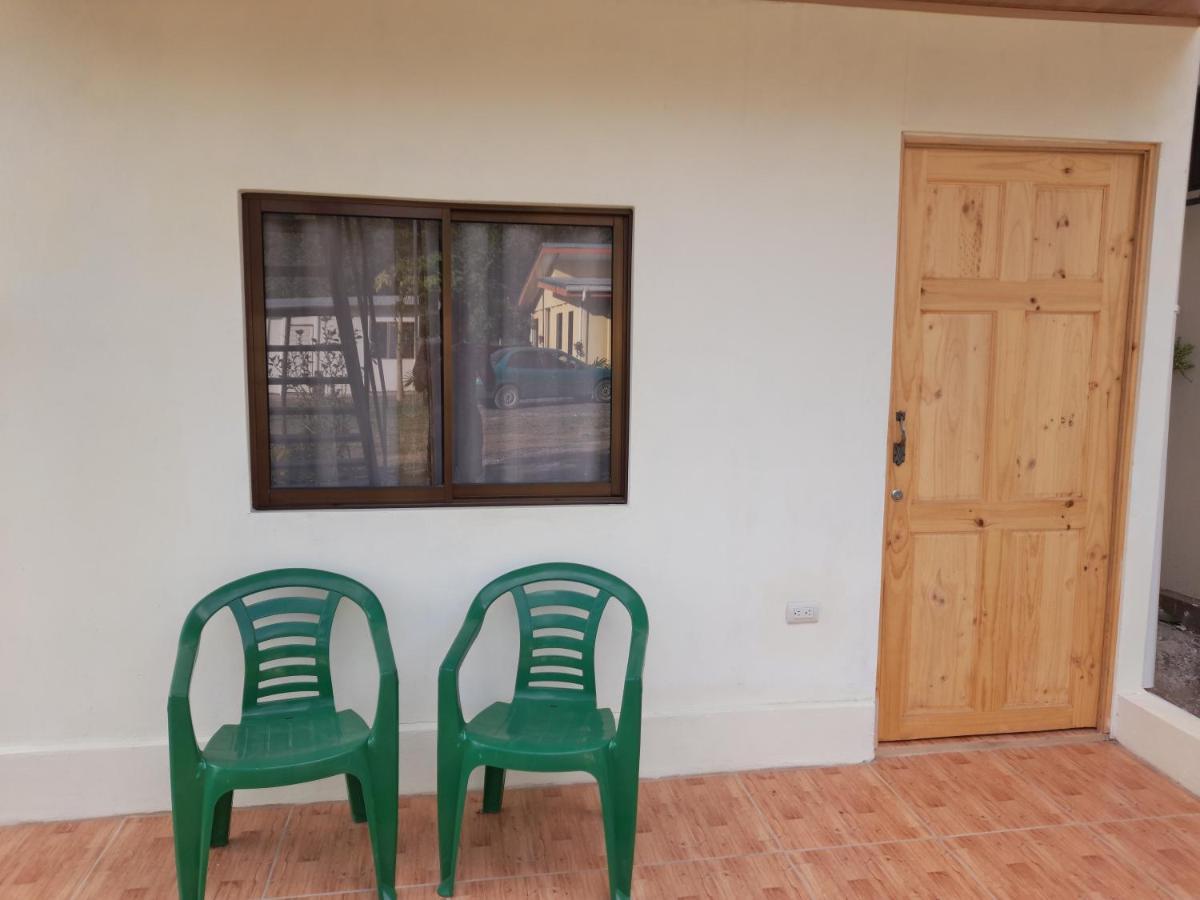 Cabinas Playa Agujas Apartment Quebrada Ganado Exterior foto